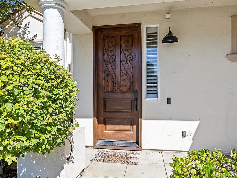 939 Skip Away Ct — Photo 3