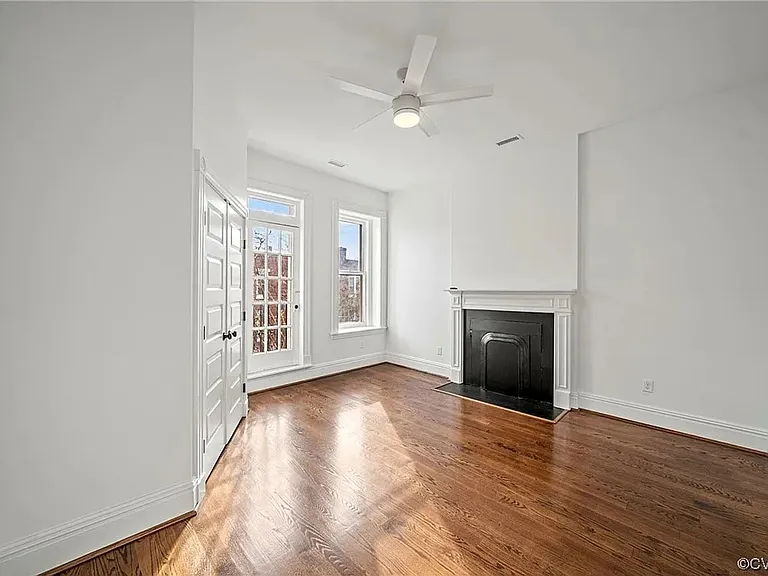 102 N Harvie St — Photo 11