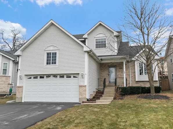 810 Woodland Rd, Wauconda, IL 60084