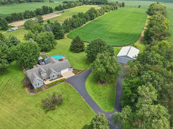 5808 Dunham Rd, Union, IL 60180