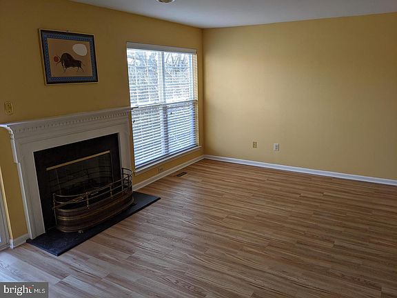 2nd image of 140 Huntingdon Ct #1703