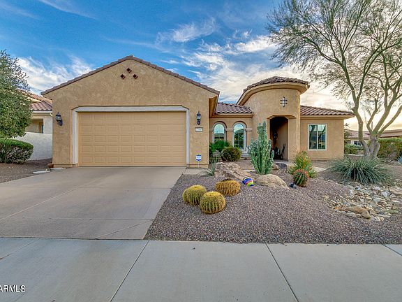 3rd image of 27185 W Tonopah Dr