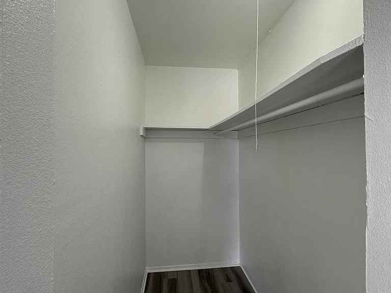 3420 Hayes Ave #5 — Photo 10