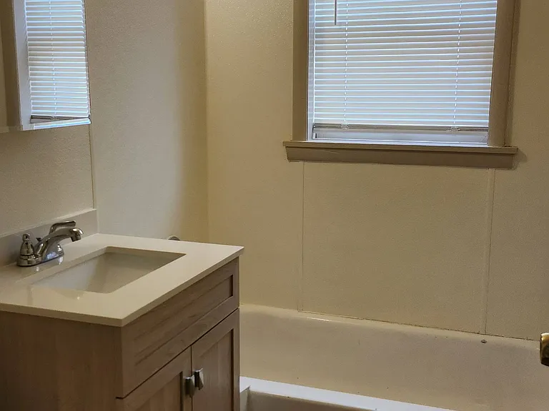 4535 Hamilton St #1 — Photo 8