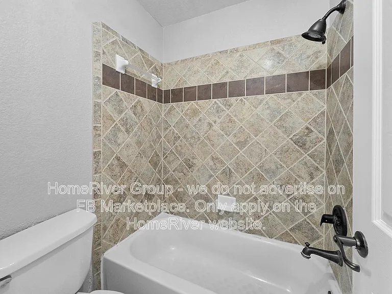 705 Champlain Ct — Photo 19