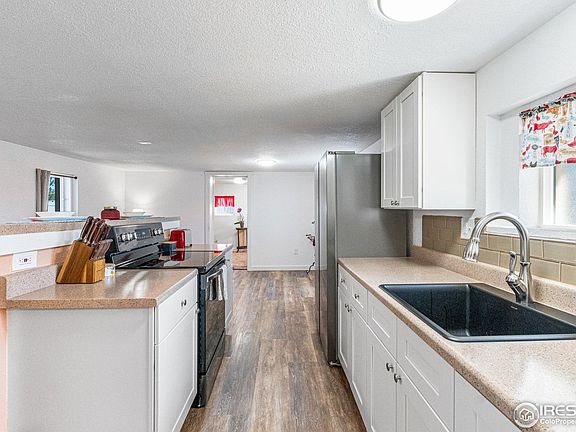 5th image of 3702 Valmont Ave