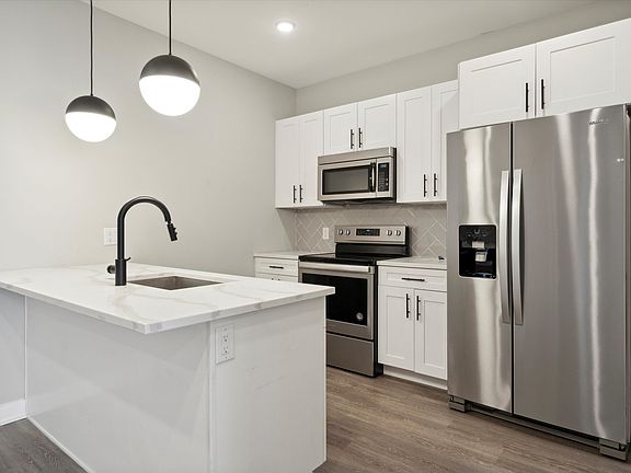 3rd image of 1841-43 N Gratz St #D1