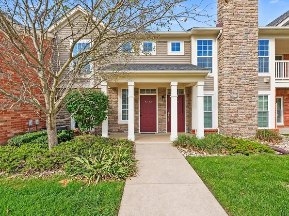 4342 Deeside Dr #44, Brighton, MI 48116