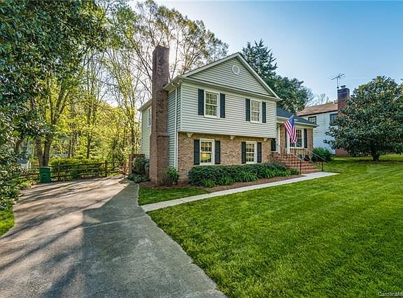 4th image of 6831 Candlewyck Ln