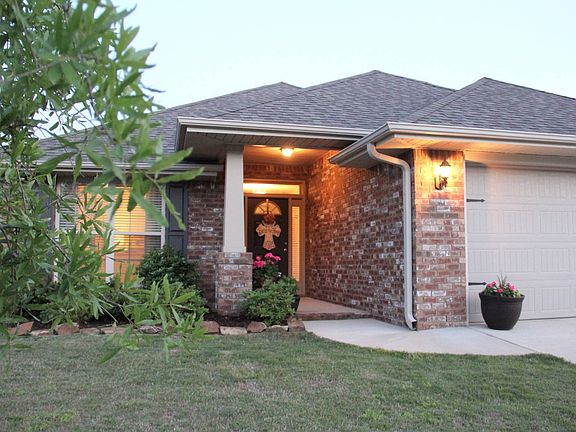 2nd image of 477 River Crest Dr N