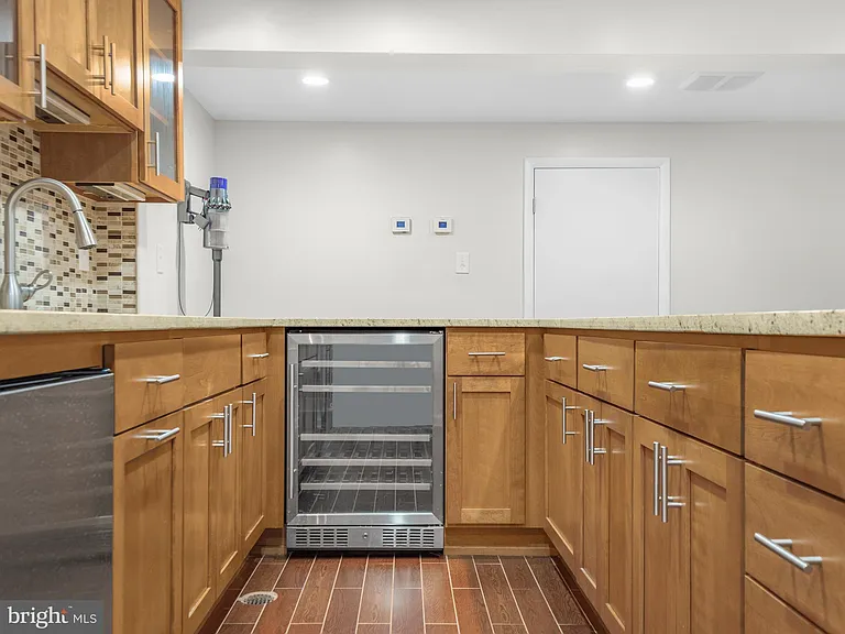 14204 Woodcrest Dr — Photo 19