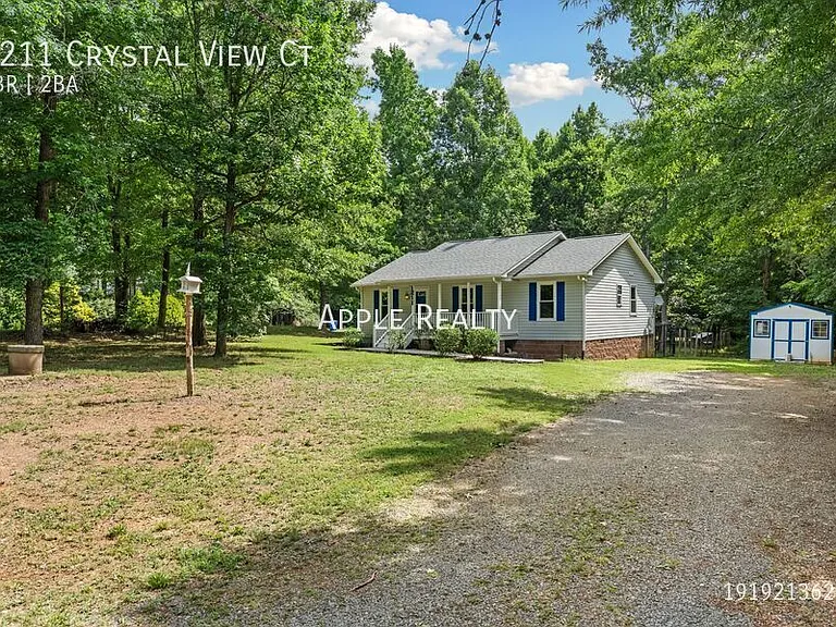 1211 Crystal View Ct — Photo 2
