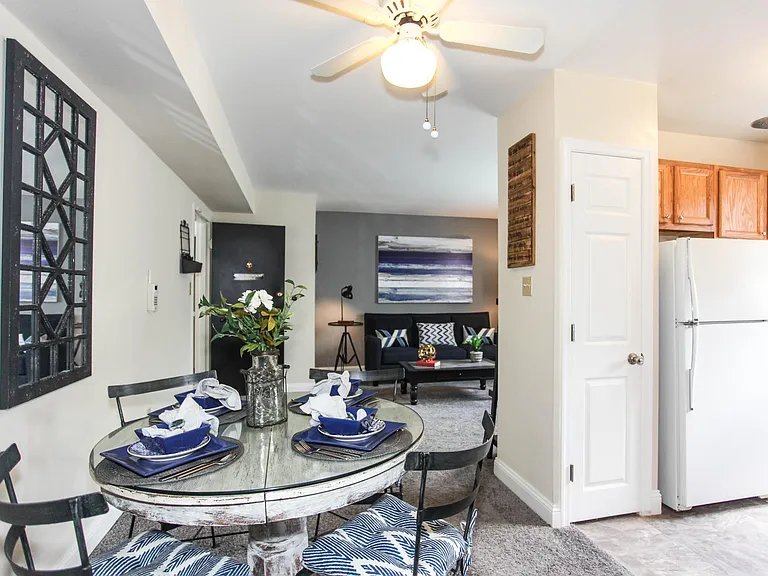 Goodnow Hill and Franconia Apartments — Photo 9