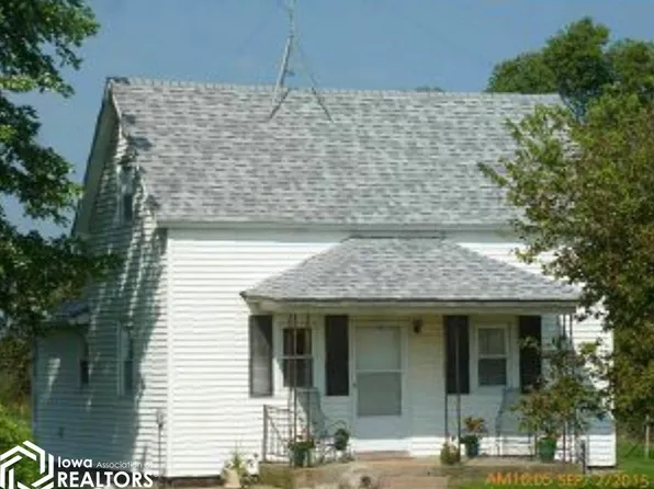 2988 Highway T47, Montour, IA 50173