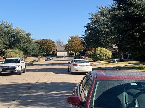 5th image of 7516 Burton Ln
