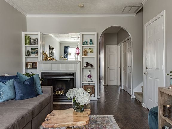 5th image of 604 Spence Enclave Way
