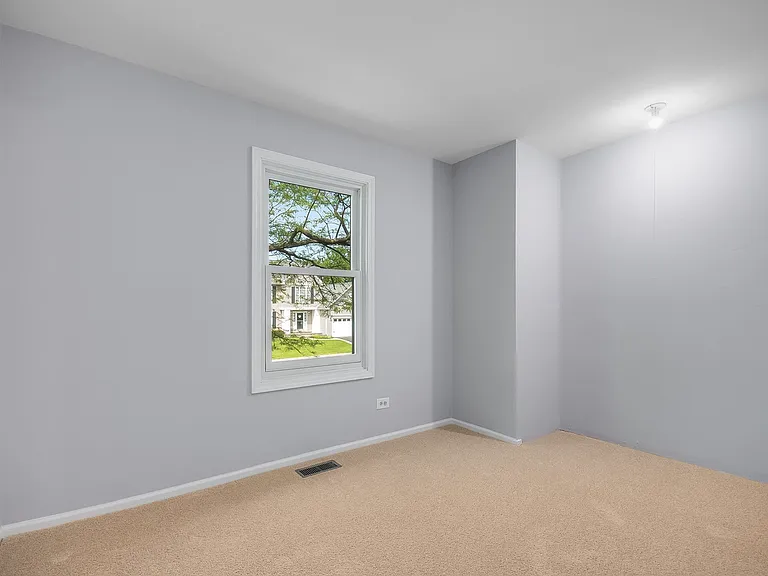 1662 Kautz Rd — Photo 5