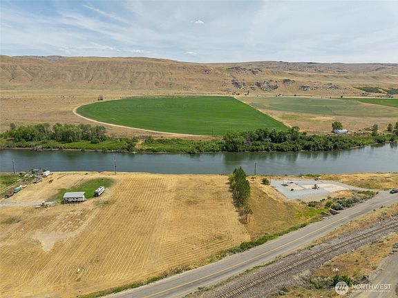 4th image of 624 Monse River Road