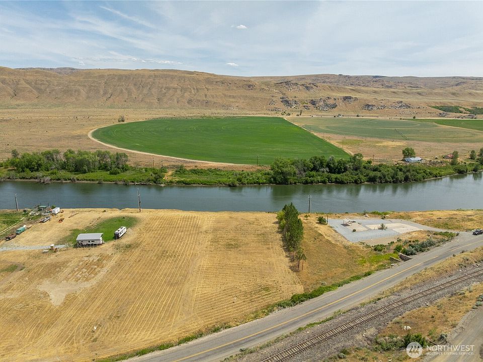 1st image of 626 Monse River Road