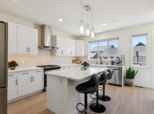 87 E Setonstone Lndg SE, Calgary, AB T3M 3R4