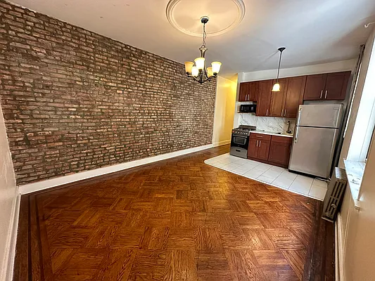 Rented by Yup Realty LLC | media 12