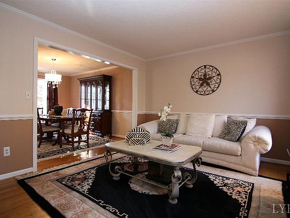 3rd image of 207 Millspring Dr