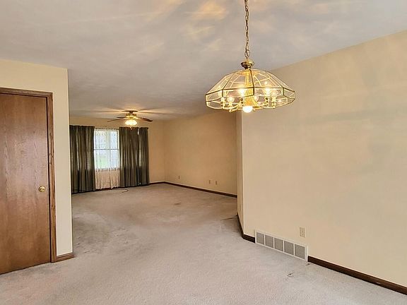 4th image of 603 15th Ave