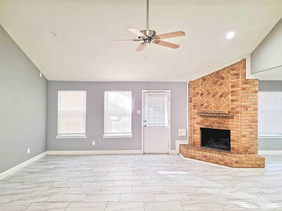 4th image of 26719 Cypresswood Dr
