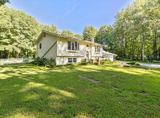 190 Tanglewood Dr, Swanton, VT 05488