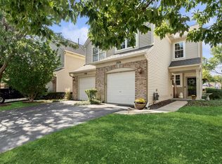 1370 Longchamps Ct, Grayslake, IL 60030