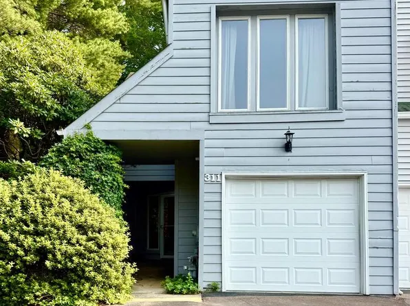 311 Pleasant Knoll Ct, Newark, DE 19711