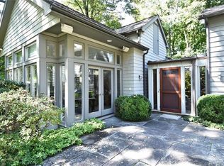 19 Crawford Rd, Westport, CT 06880