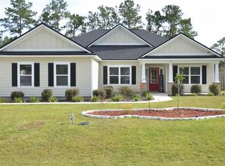 93 Mallard Pond Cir, Crawfordville, FL 32327