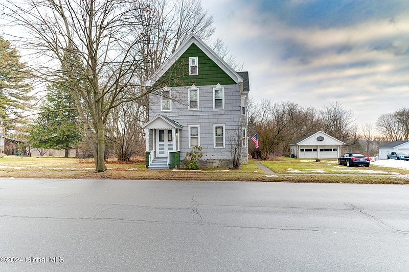 5th image of 438 N Perry Street