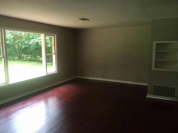 2nd image of 1400 West Ave