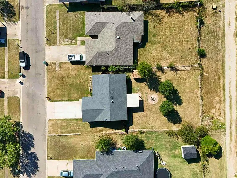 603 Seminole Dr — Photo 16