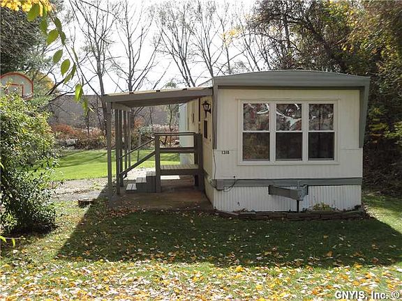 2nd image of 1318 Fisher Ave
