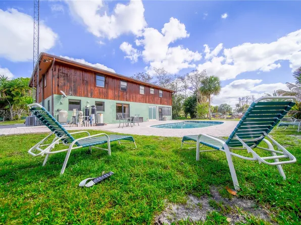 576 Marshall Rd, West Palm Beach, FL 33413