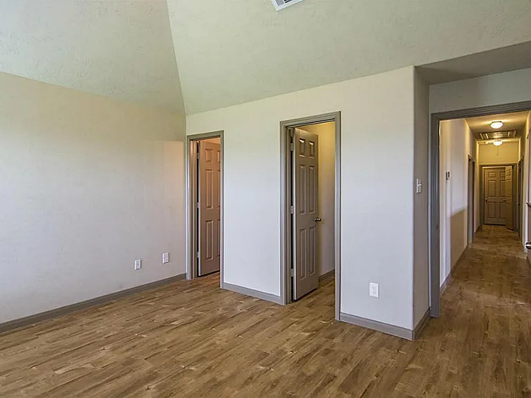 5611 Long Arbor Ln — Photo 10