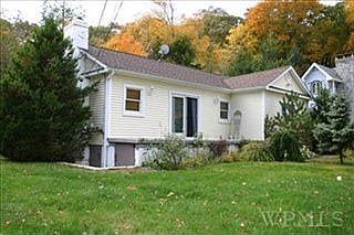 2nd image of 33 Colonial Dr