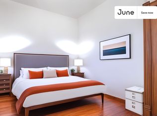 3134 N Southport Ave #3R, Chicago, IL 60657