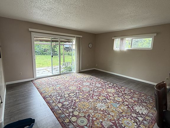 3rd image of 2409 Pomo Ct