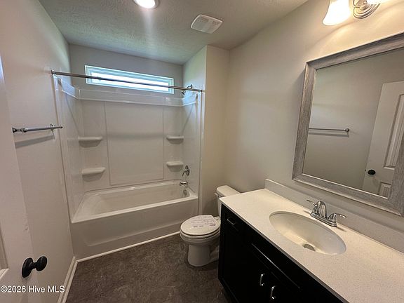 4th image of 2324 Bellingham Drive