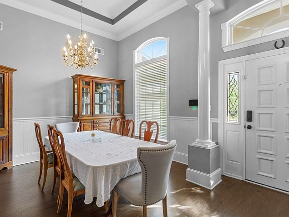 5th image of 4019 Liska Cir