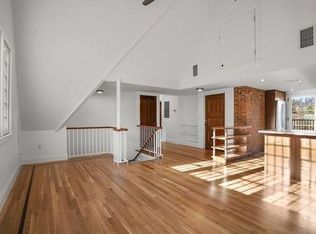 163 Winthrop Rd E, Brookline, MA 02445