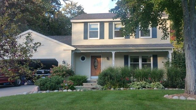 1st image of 5700 Bloomfield Dr