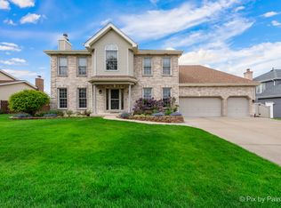 914 Somerset Dr, Carol Stream, IL