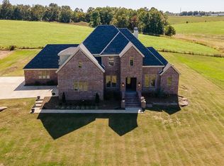 1898 Ardemagni Rd, Springdale, AR 72762