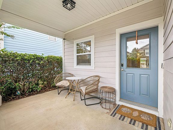 3rd image of 31 Hornbeam Way