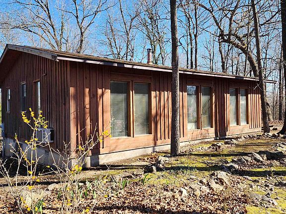 2nd image of 165 Howard Creek Rd